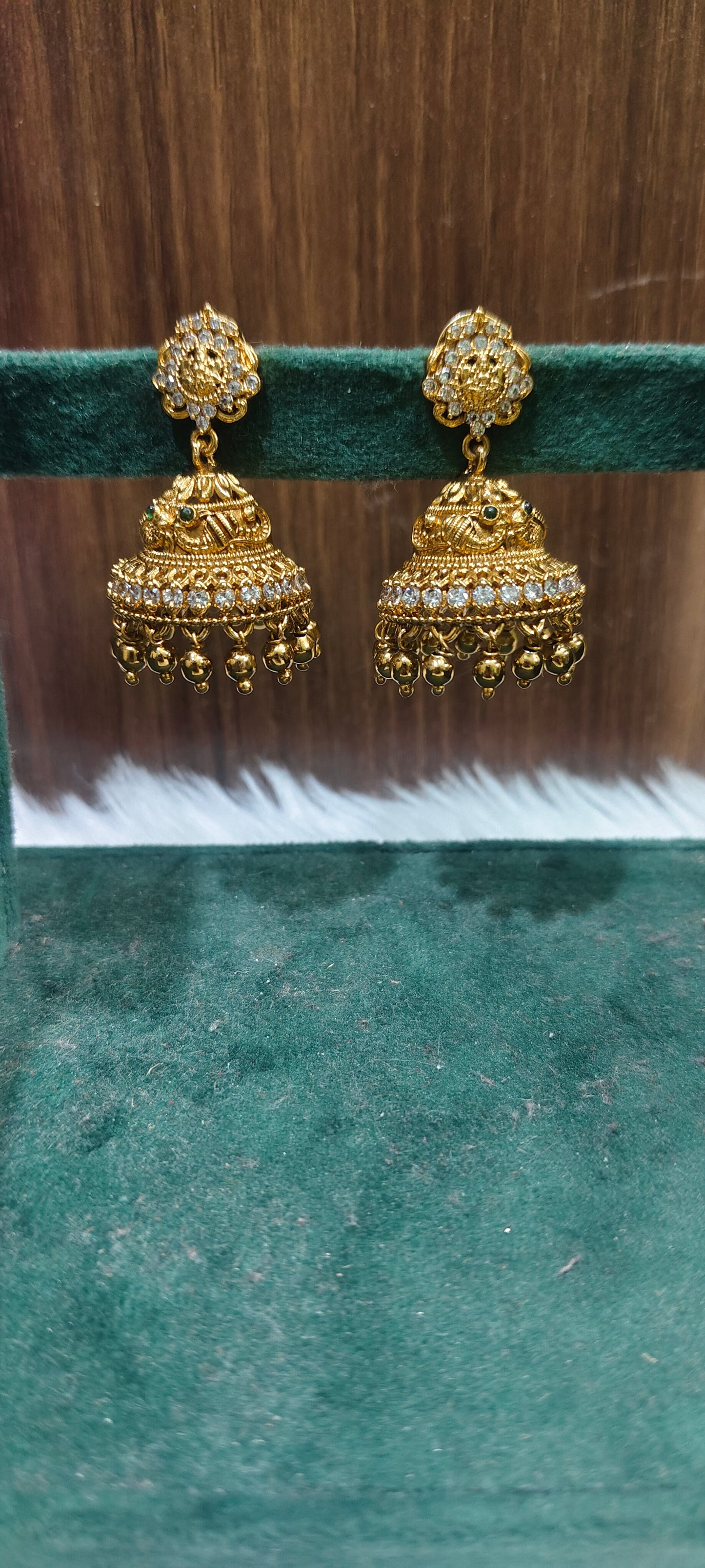 High premium nakshi medium size bridel jumkas