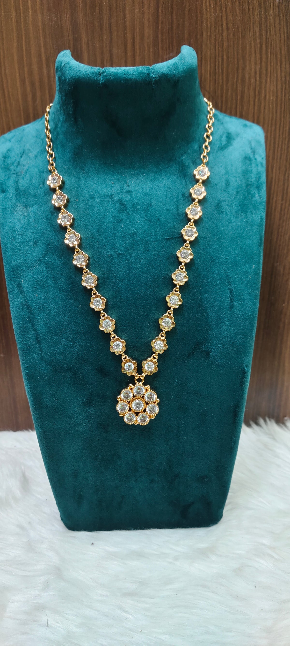 Pure panchaloham daimond look necklace