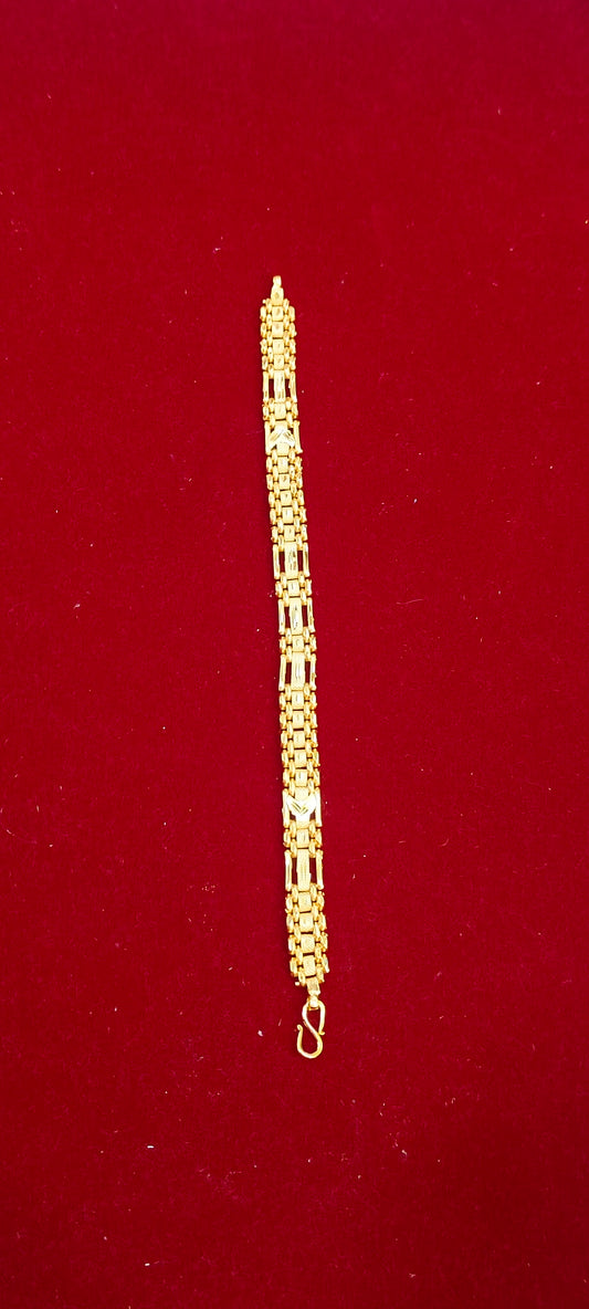 100% gold look mens bracelet (design slightly changes)