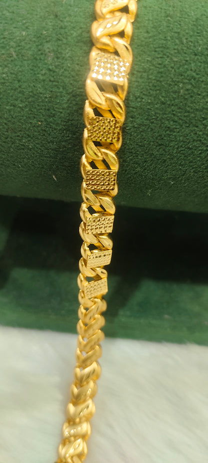 100% gold look 8" length mens bracelet