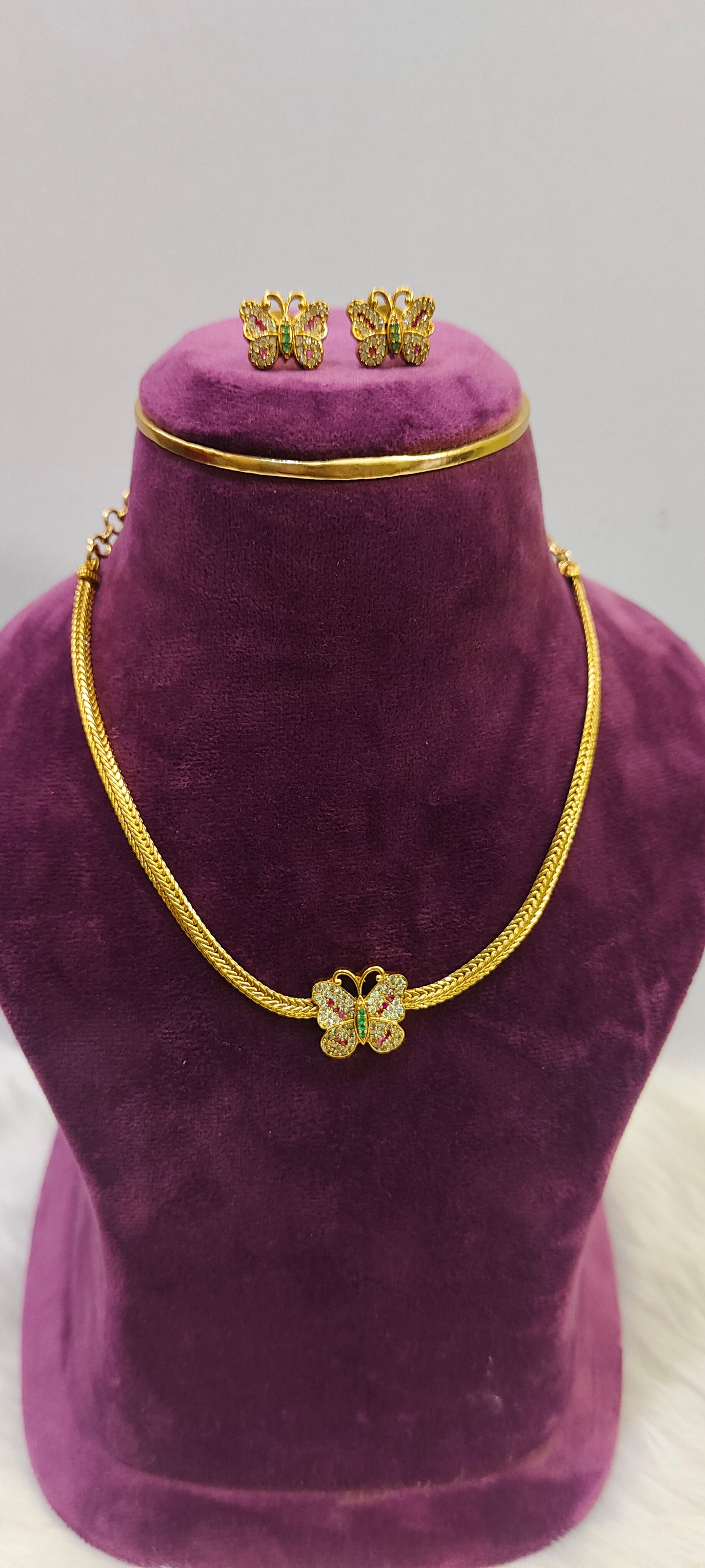 Simple kids necklace