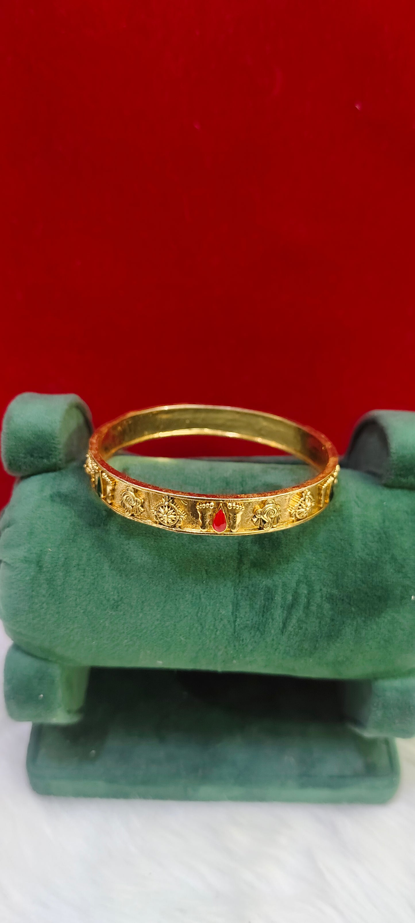 Premium gold antique look kada bangle