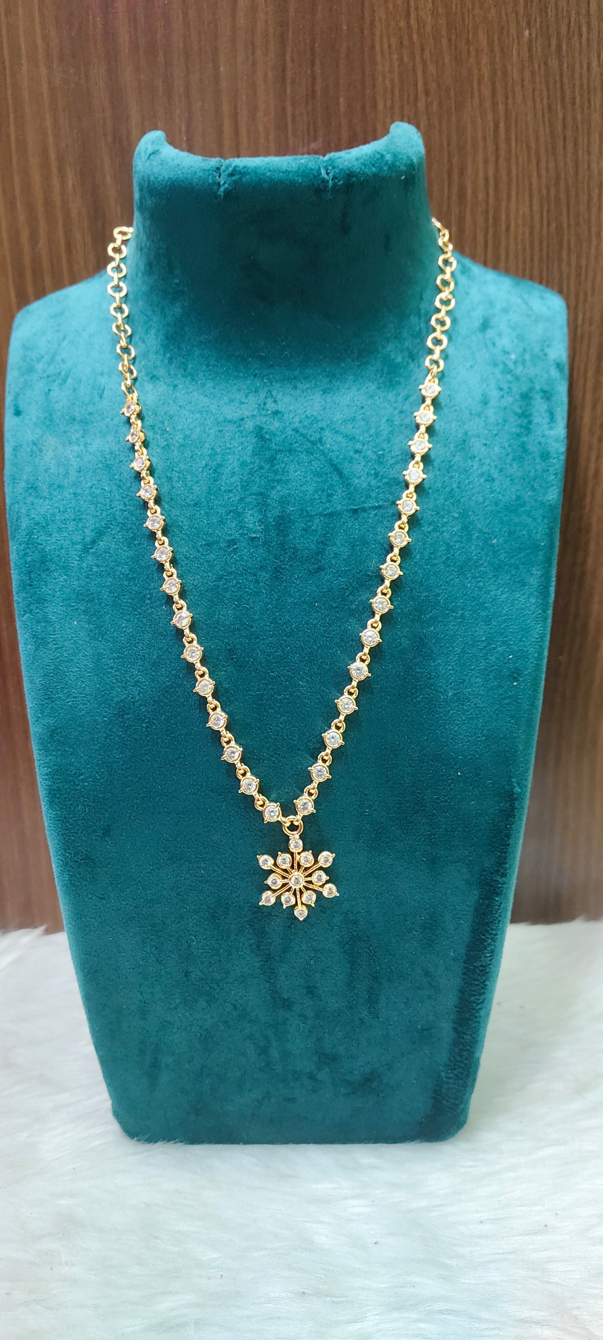 Pure panchaloham daimond look simple necklace