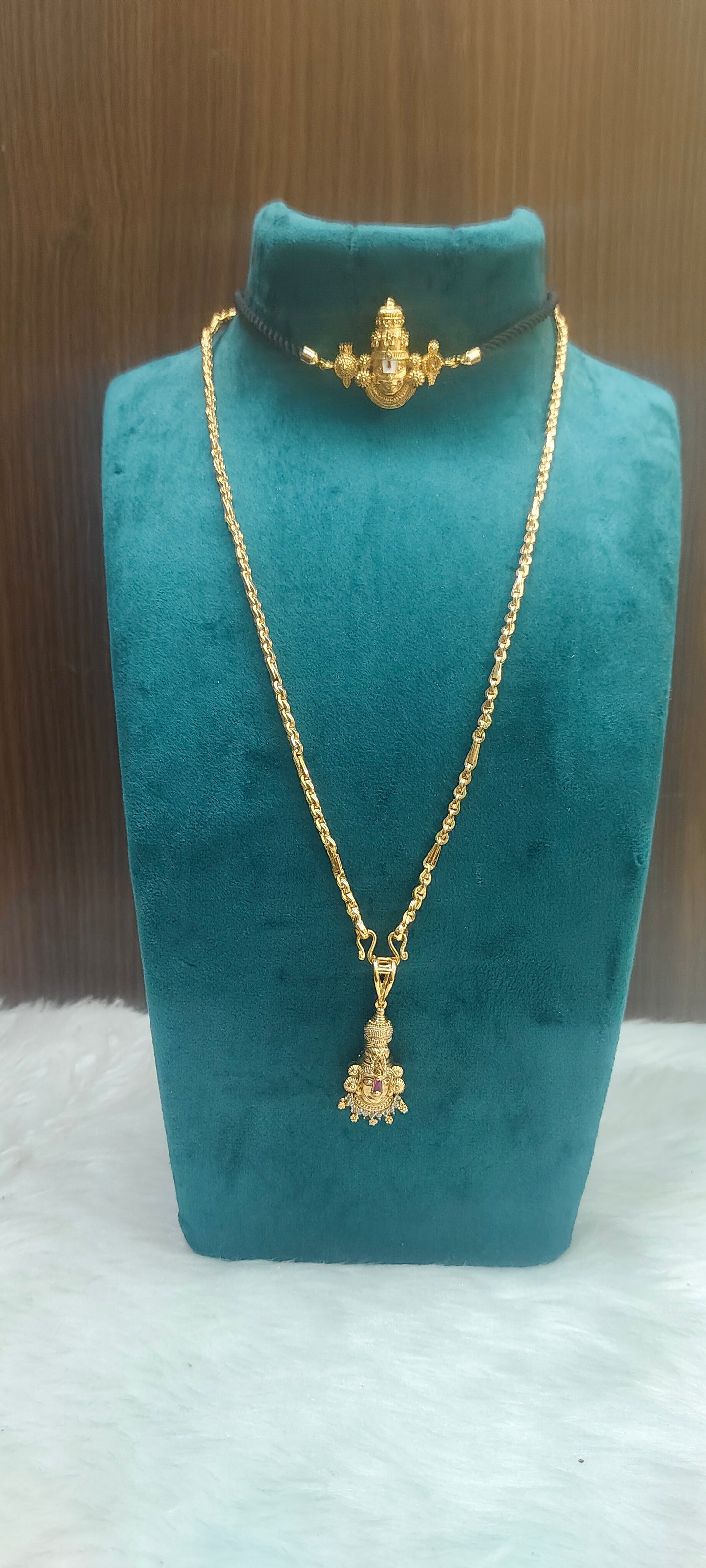 Premium micro gold plated 20" length 5+1 chain with adjustable bracelet