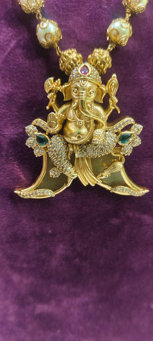 Hi quality premium nakshi 22" length pearl chain with ganesh pendant