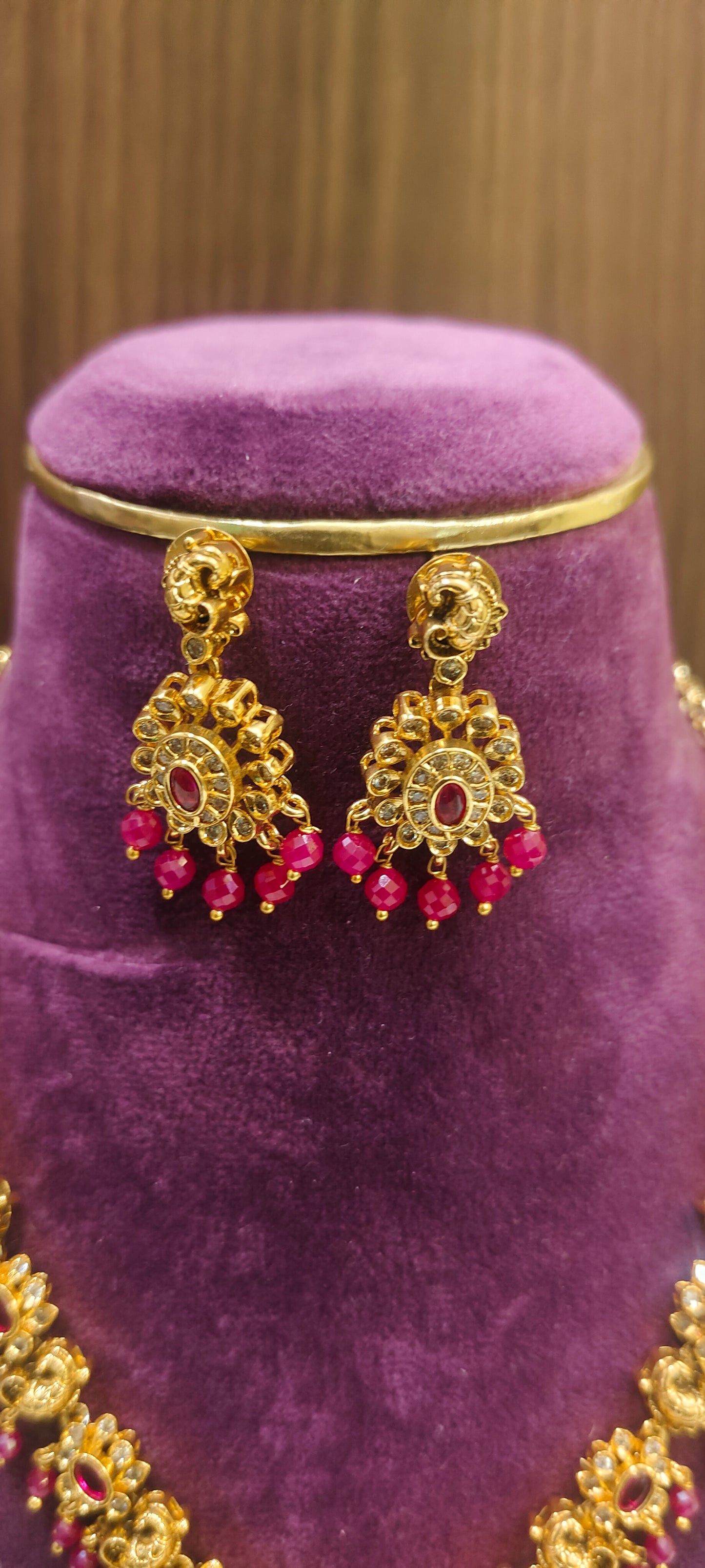 High premium nakshi necklace set with 3d embossed