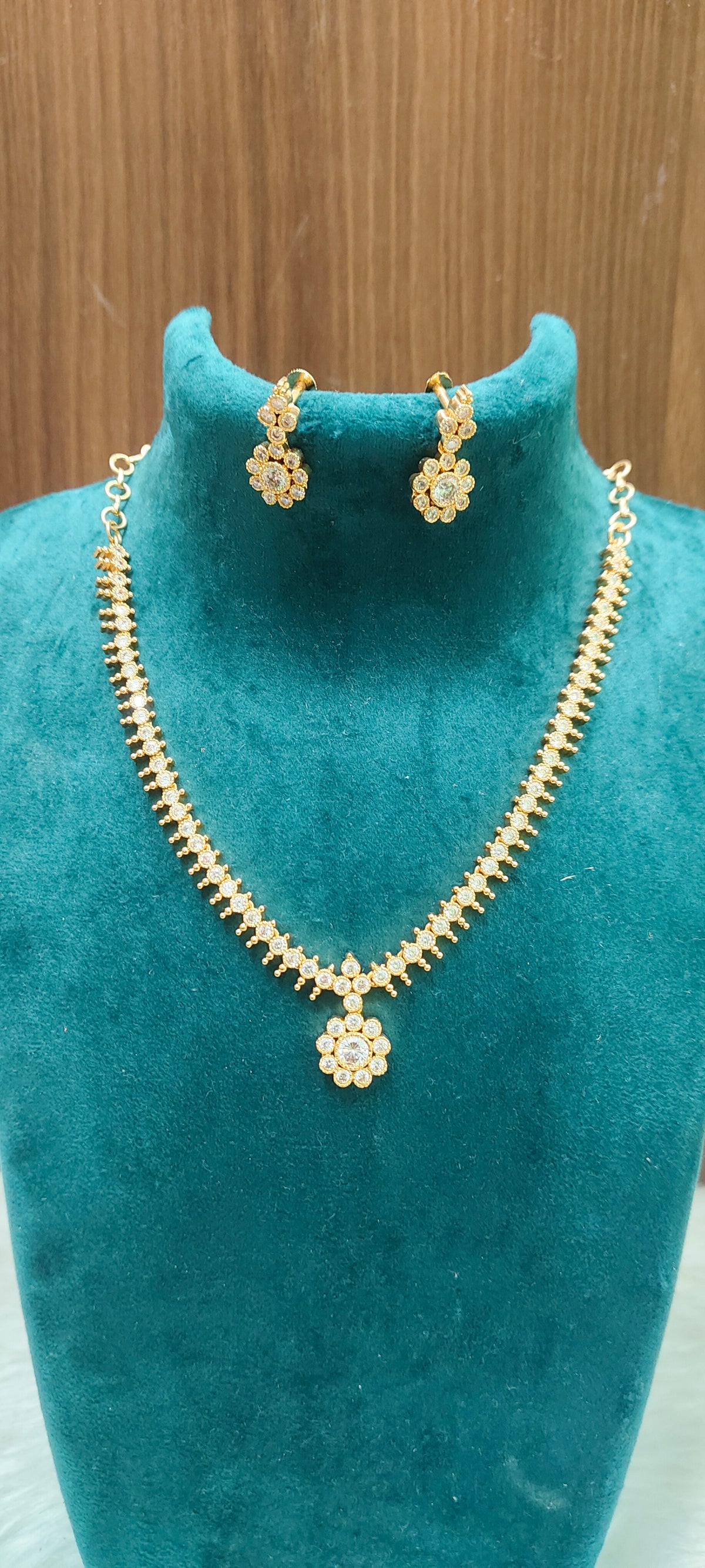Pure panchaloham simple daimond look necklace