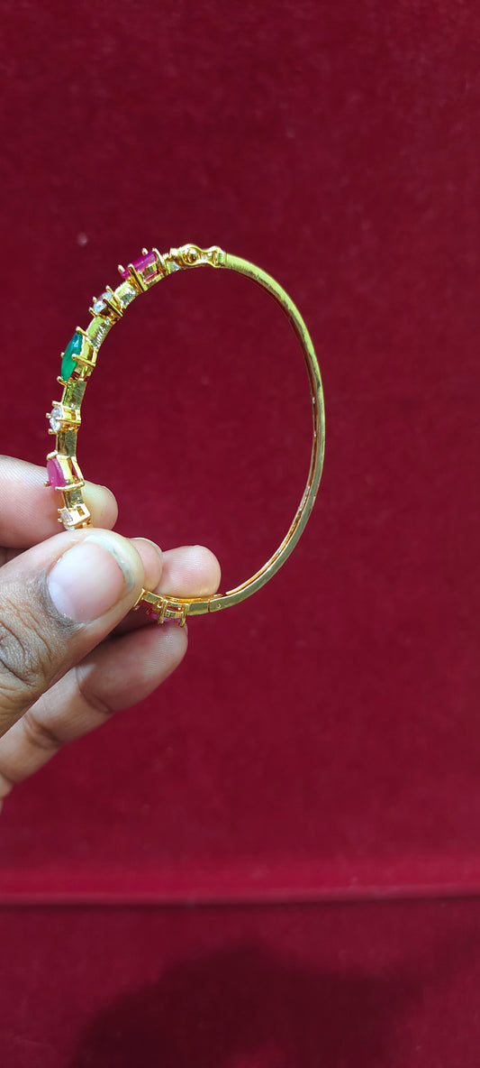 Gold look openable kada