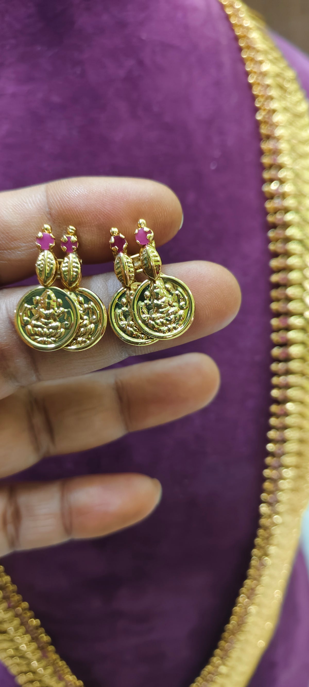 High premium nakshi kasu 32"length ruby kasu long haram cum vaddanam with earstuds