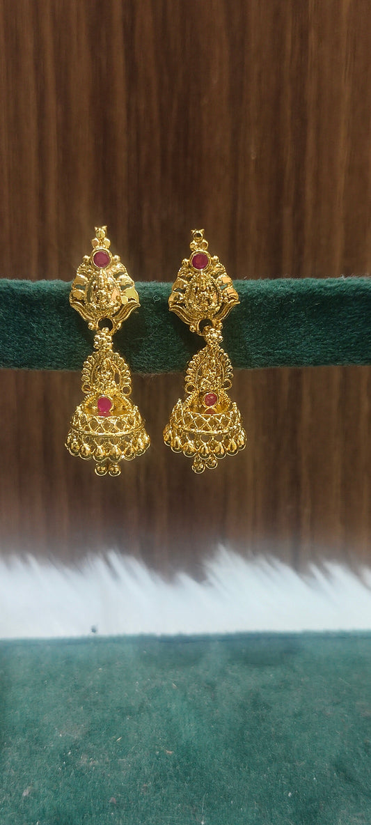 Cute gold look jumkas
