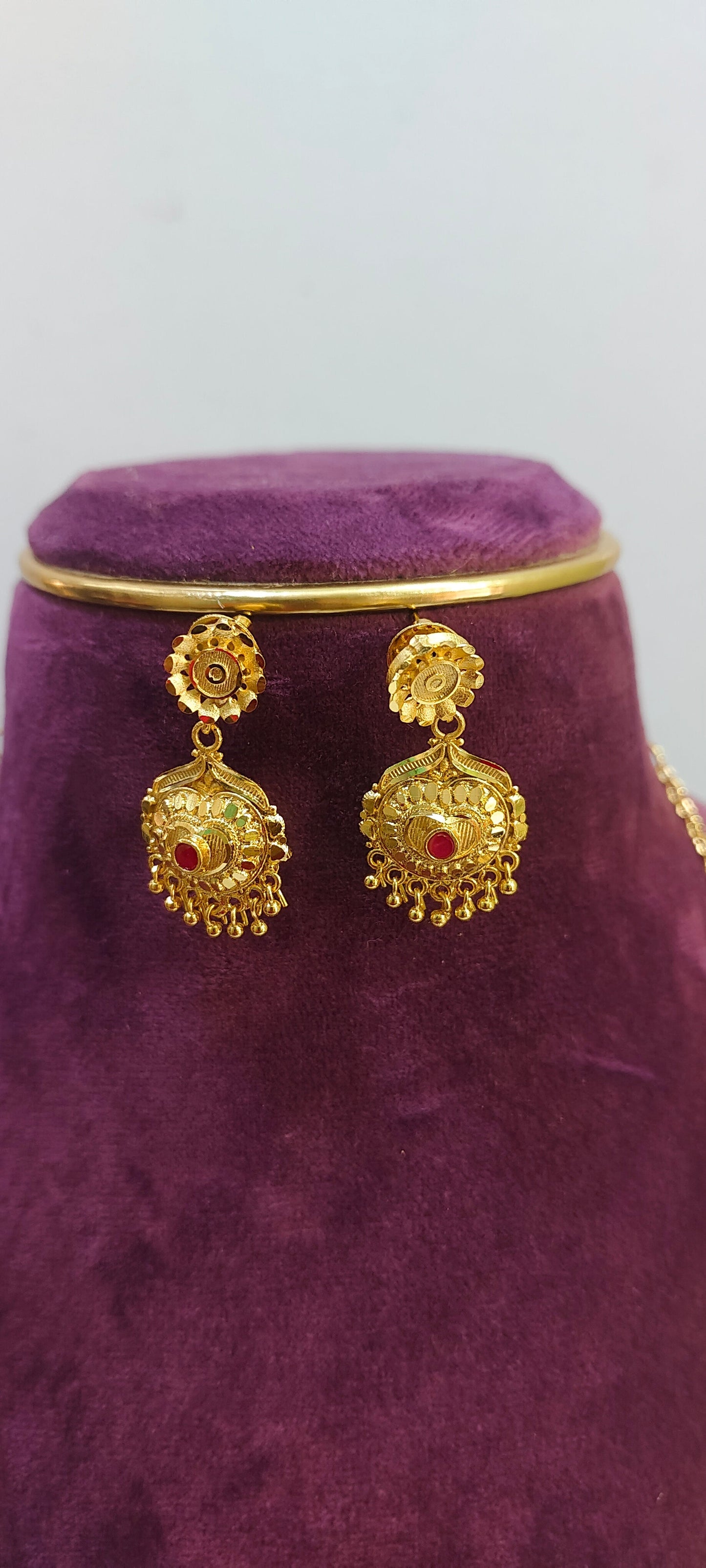 100 % gold look premium long haram set