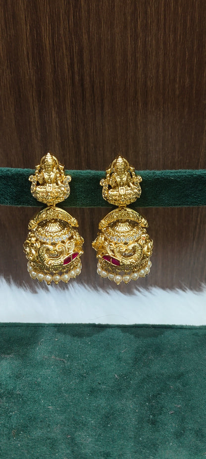 High premium nakshi medium big bridal jumkas with jadvu stones