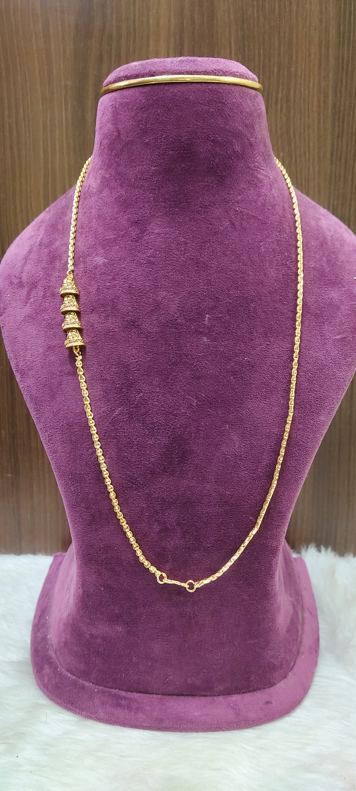 Premium micro gold plated daily wear 26" length nongod motive side pendant thali chain