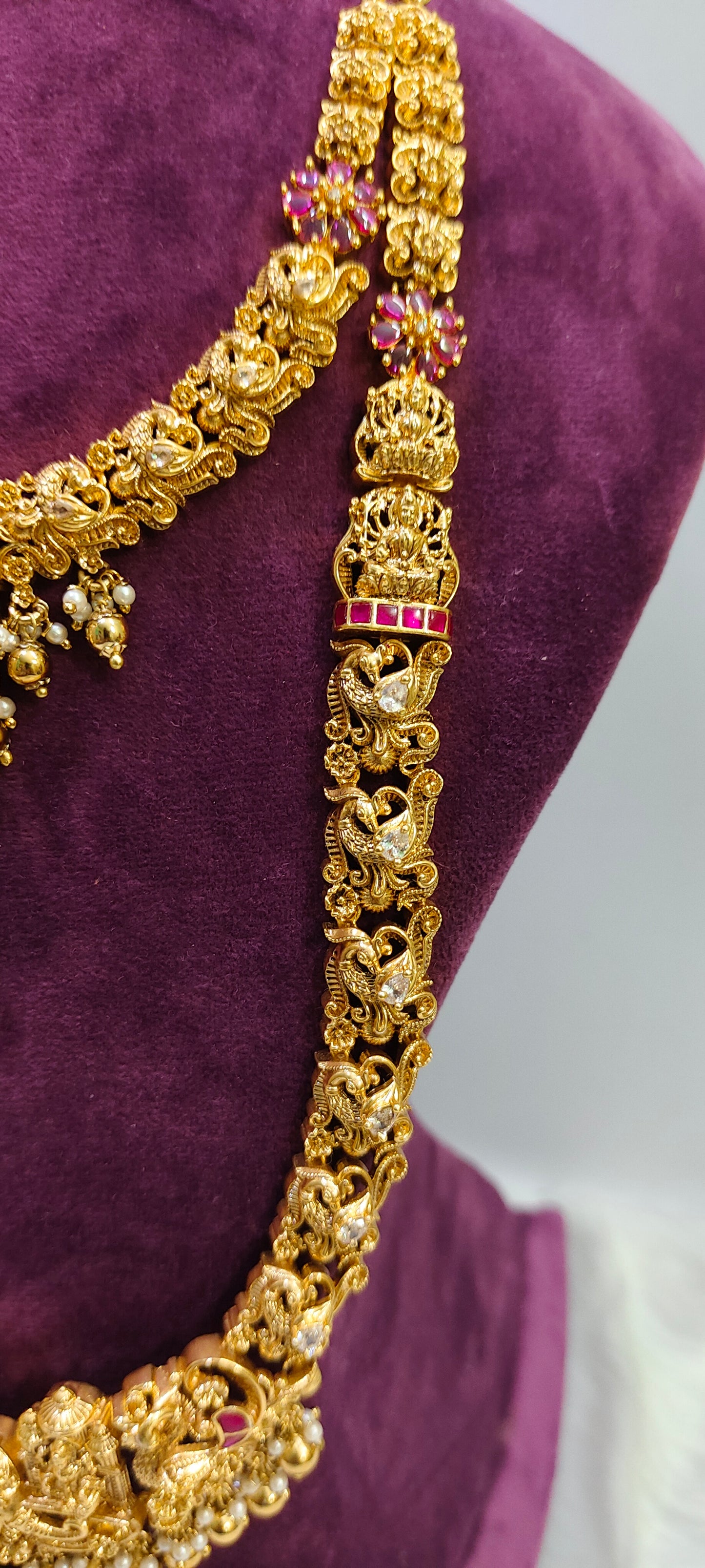 Gold look nakshi combo set