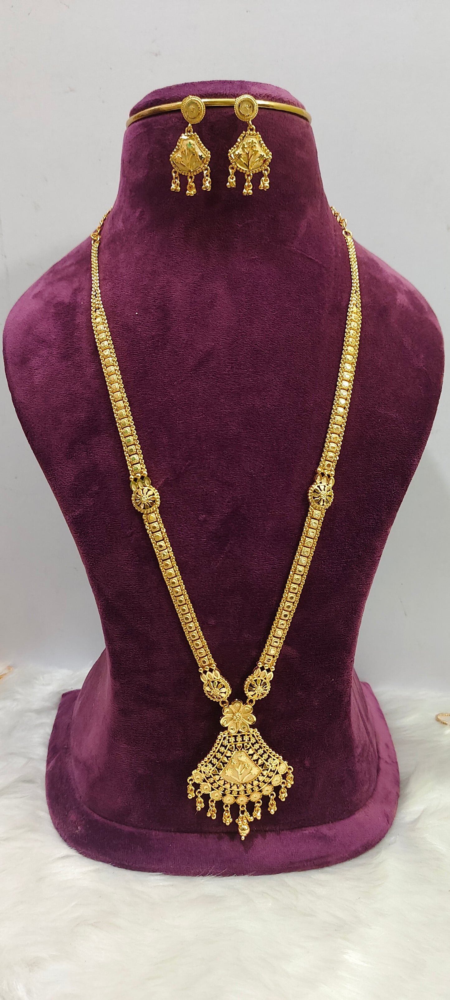 100% gold look long haram with earrings