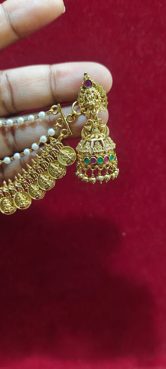Premium gold look jumkas and earchains combo