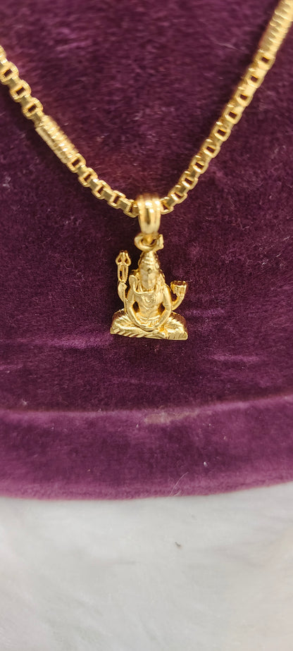 100 %gold look 18" length loard siva chain with 8" mens bracelet