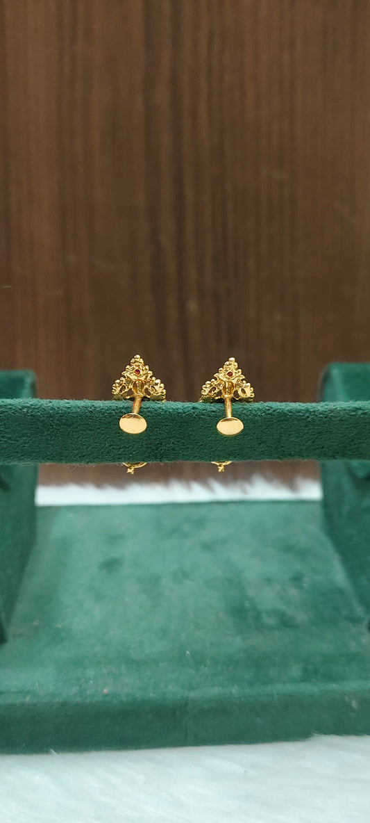 Premium micro gold plated daily wear ear studs