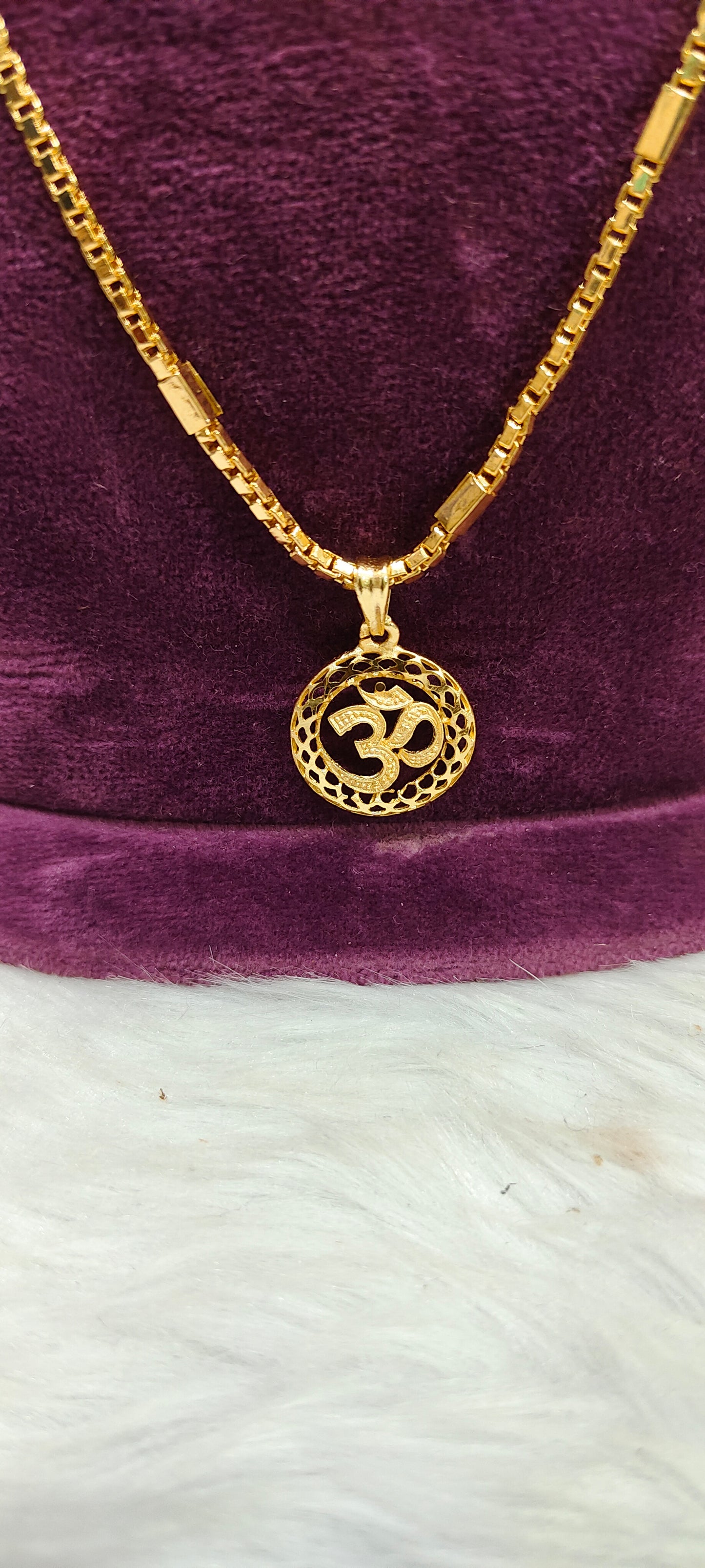Premium micro gold plated 20" length new trend chain with om pendant