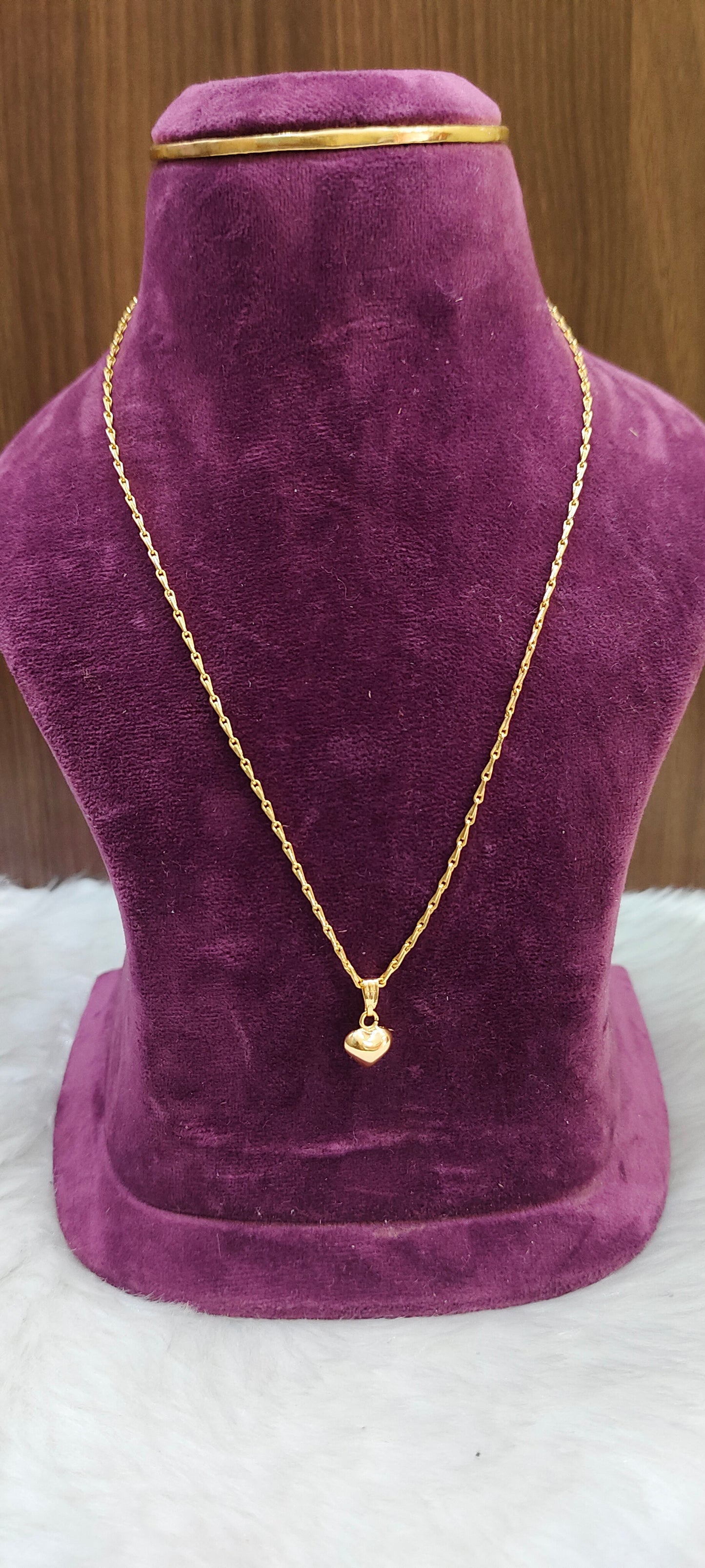 Premium micro gold plated 18" length heart pendant chain