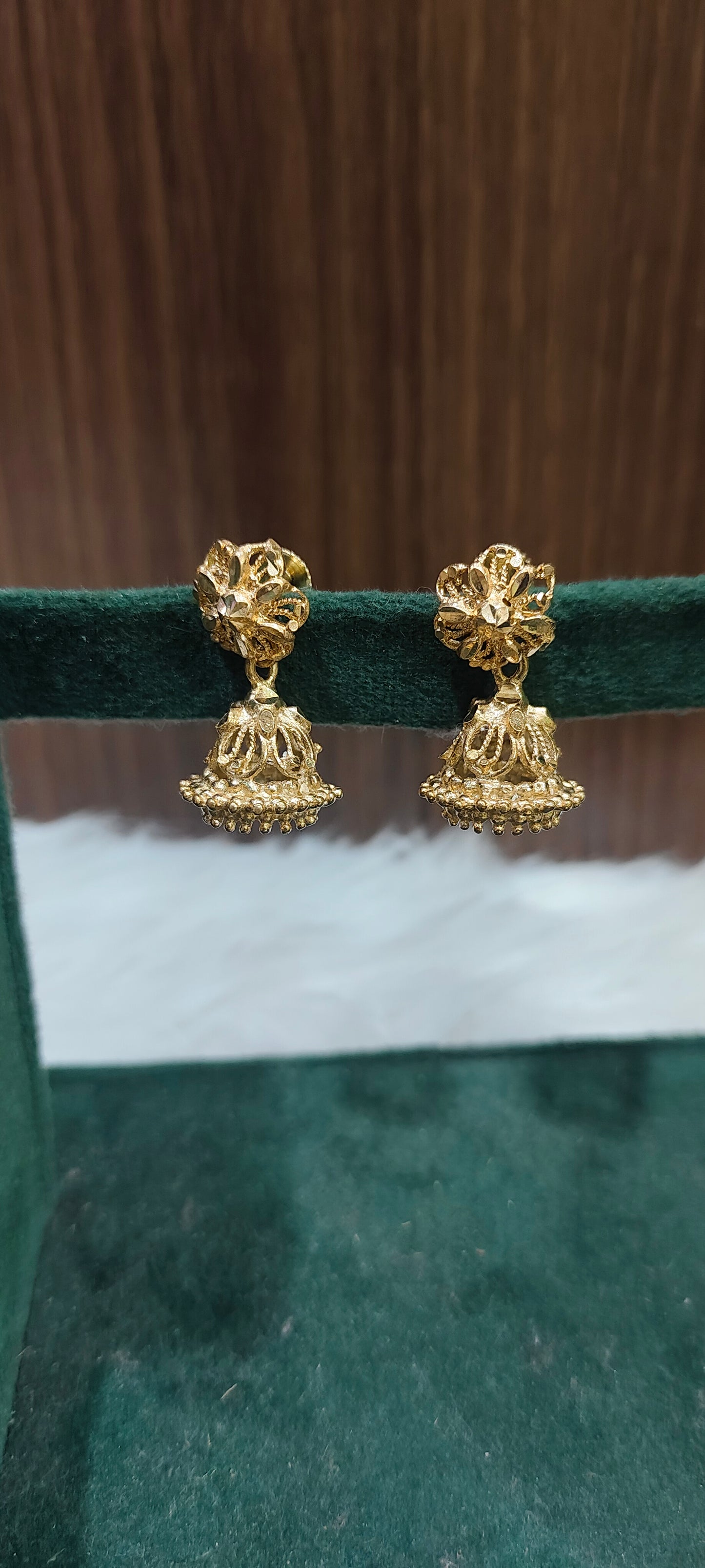 Pure unpolished sankara bharam buttalu(dull gold finish)