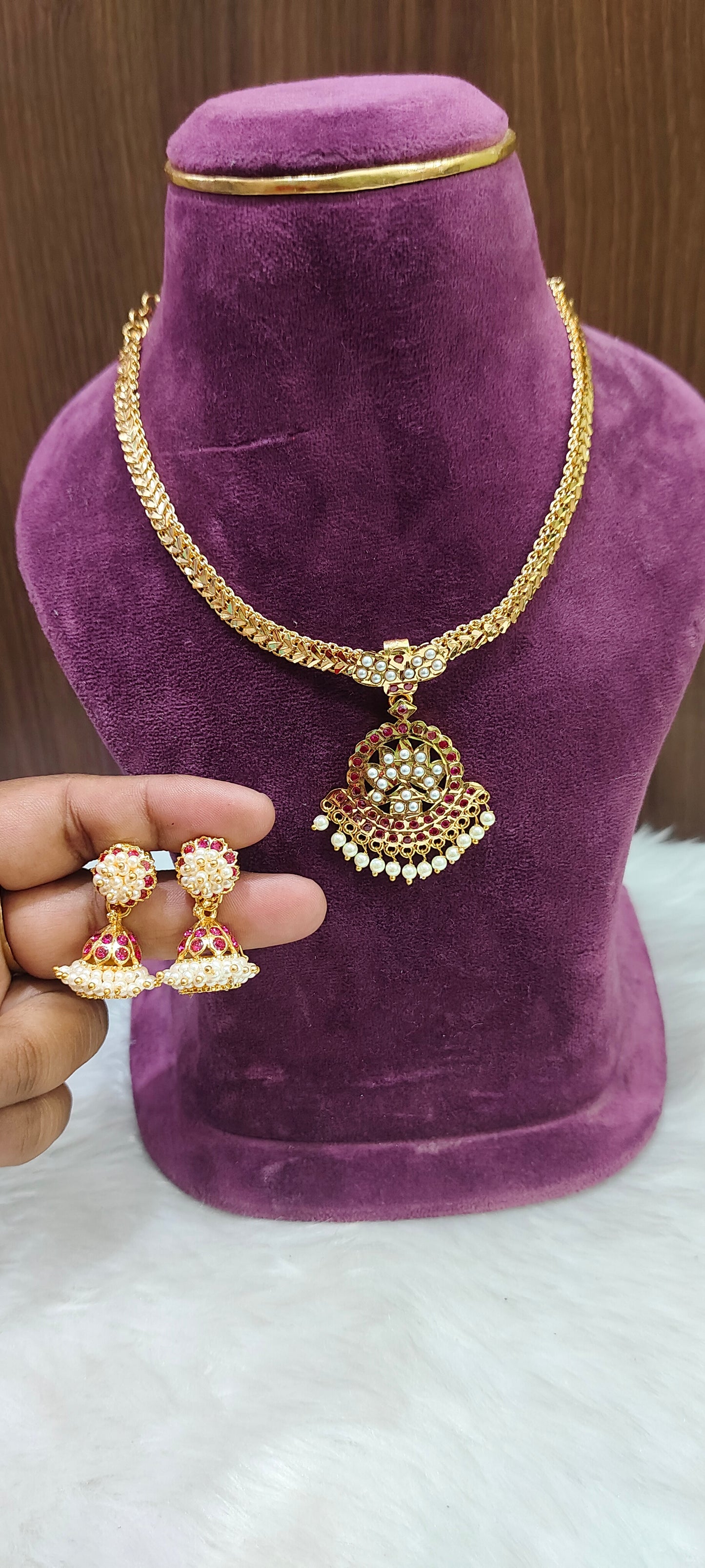 Pure panchaloham vintage look necklace and earrings