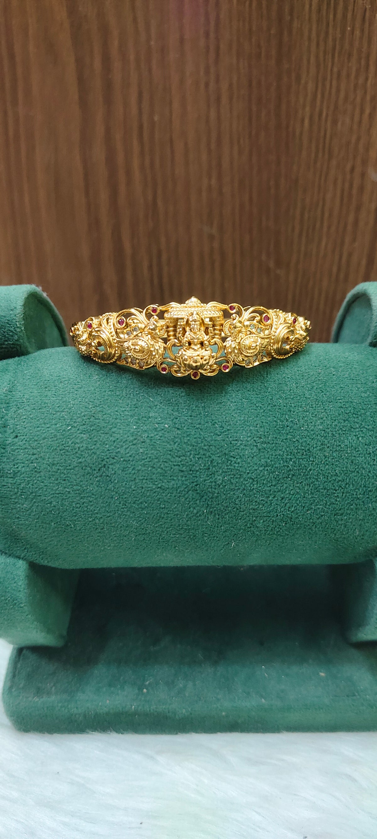 High premium nakshi openable kada(fit from 2.4 to 2.10)