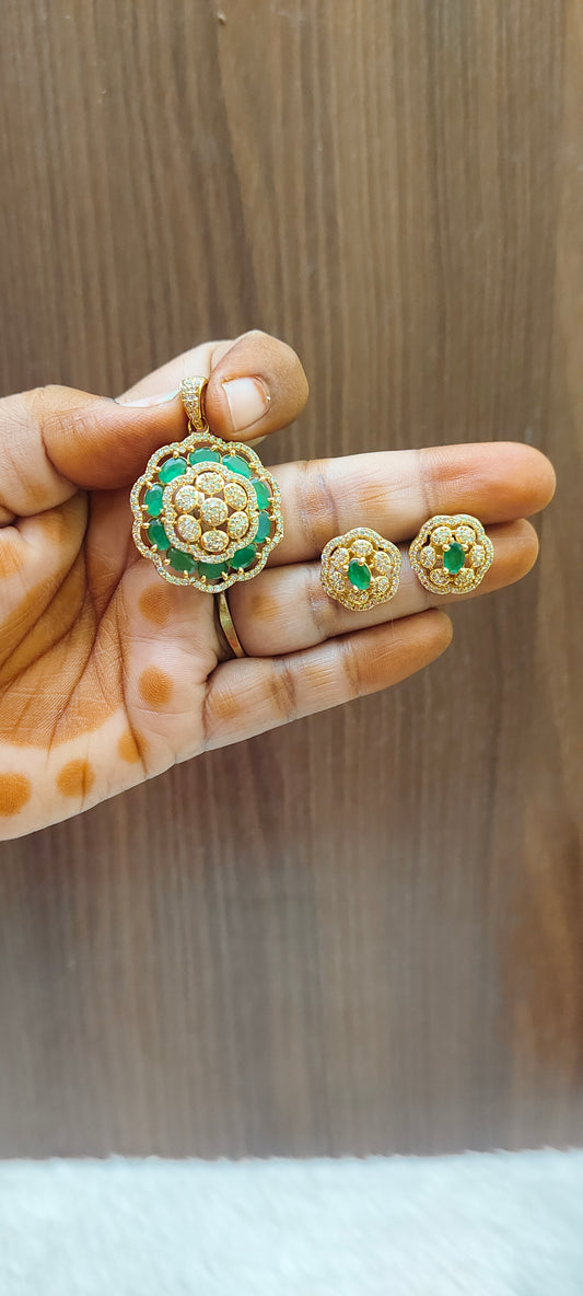 High premium quality pendant set with studs