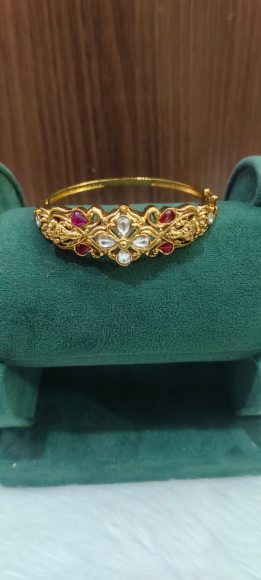 Premium nakshi openable ladies kada