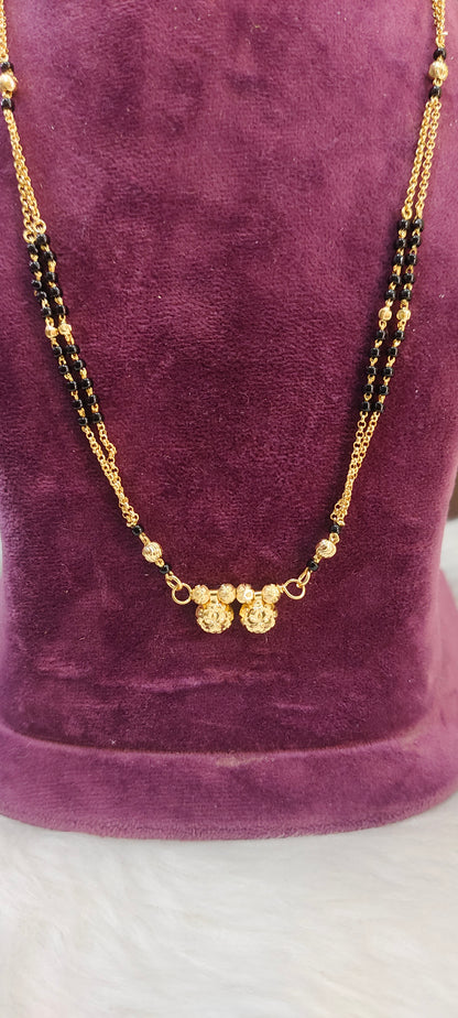 100% gold look 18" length short black beads