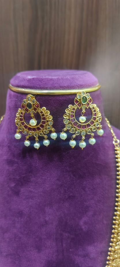 Stunning gold look long haram