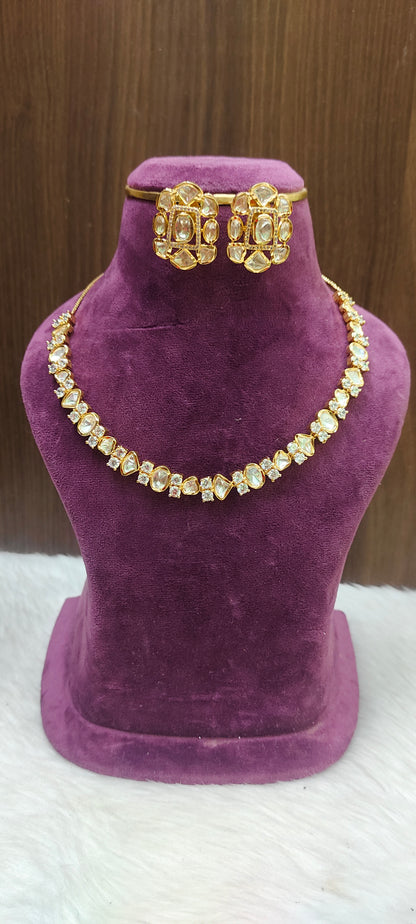 Celebrity style necklace set with earrings