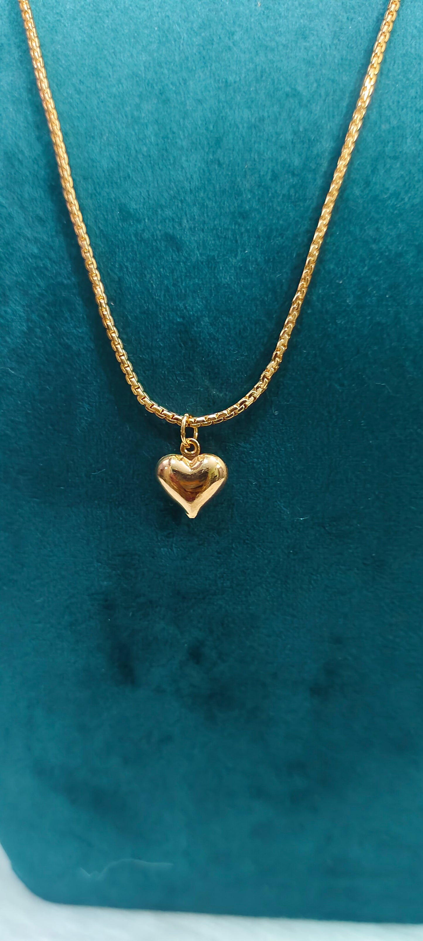 Premium micro gold plated 18" length heart pendant chain