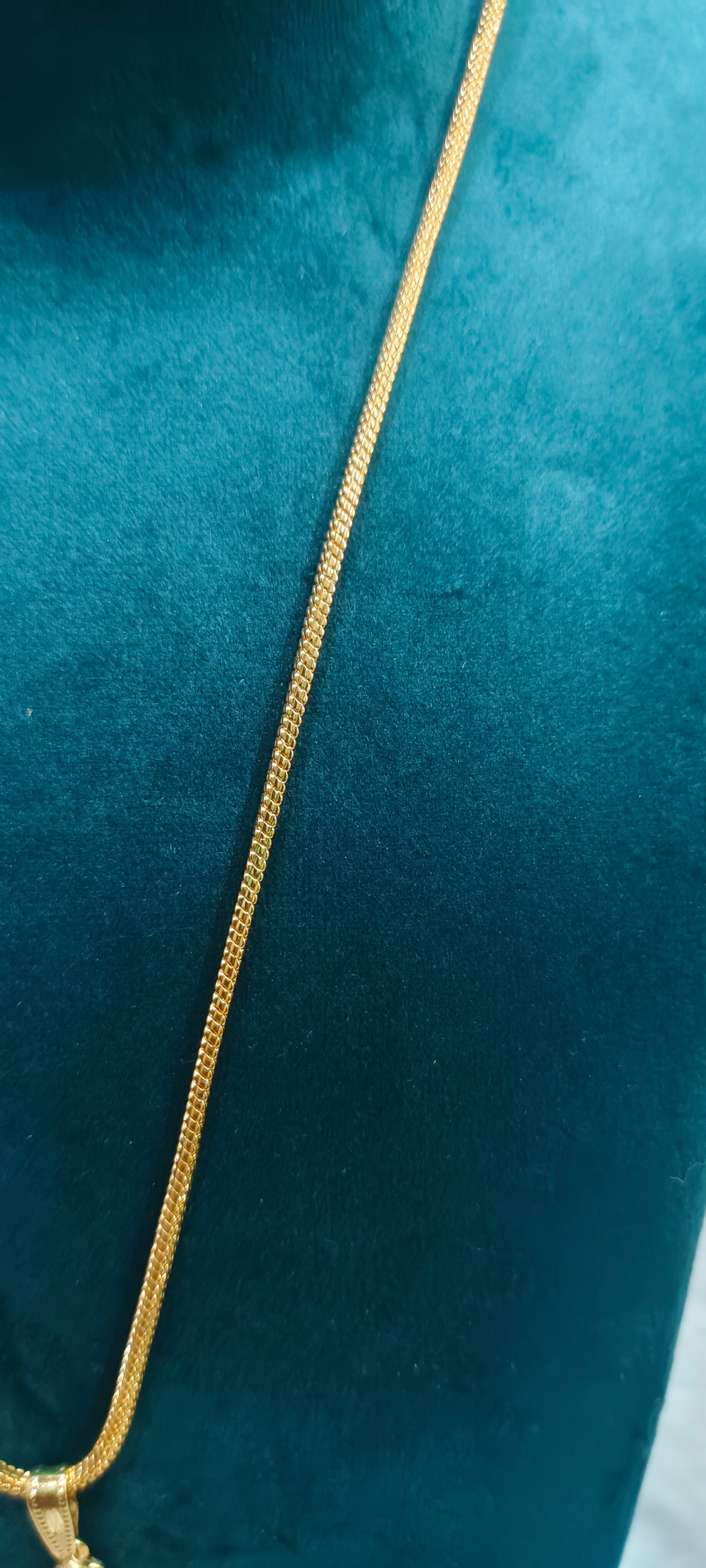 Premium micro gold plated 18" length square chain with Balaji locket