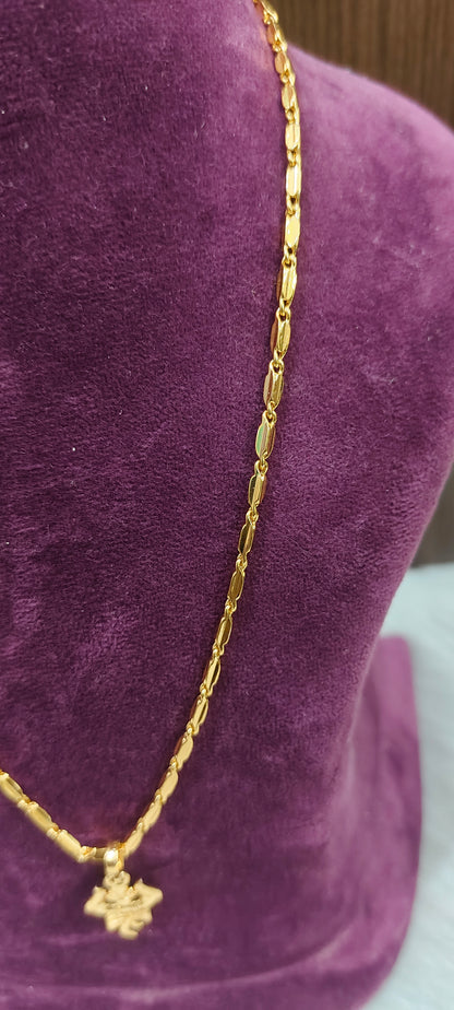 Premium micro gold plated 18" length trisul locket with rice model chain