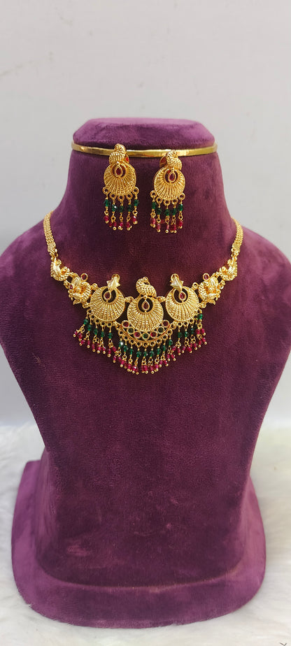 Premium gold look necklace set