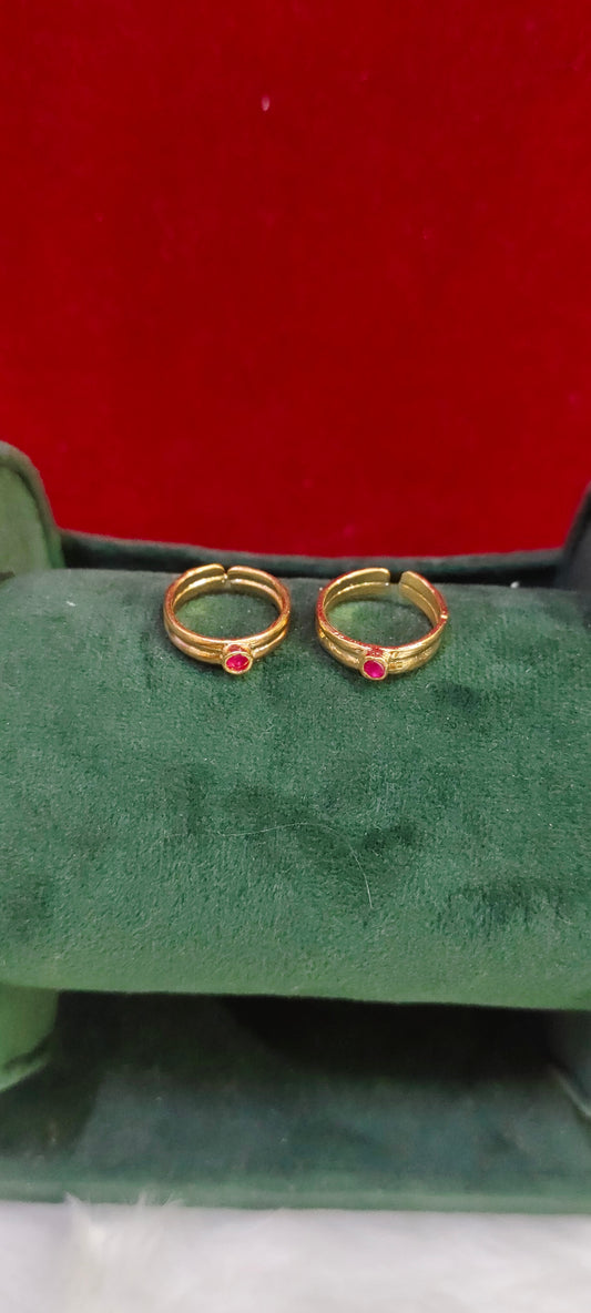 Pure panchaloham toe rings with stone